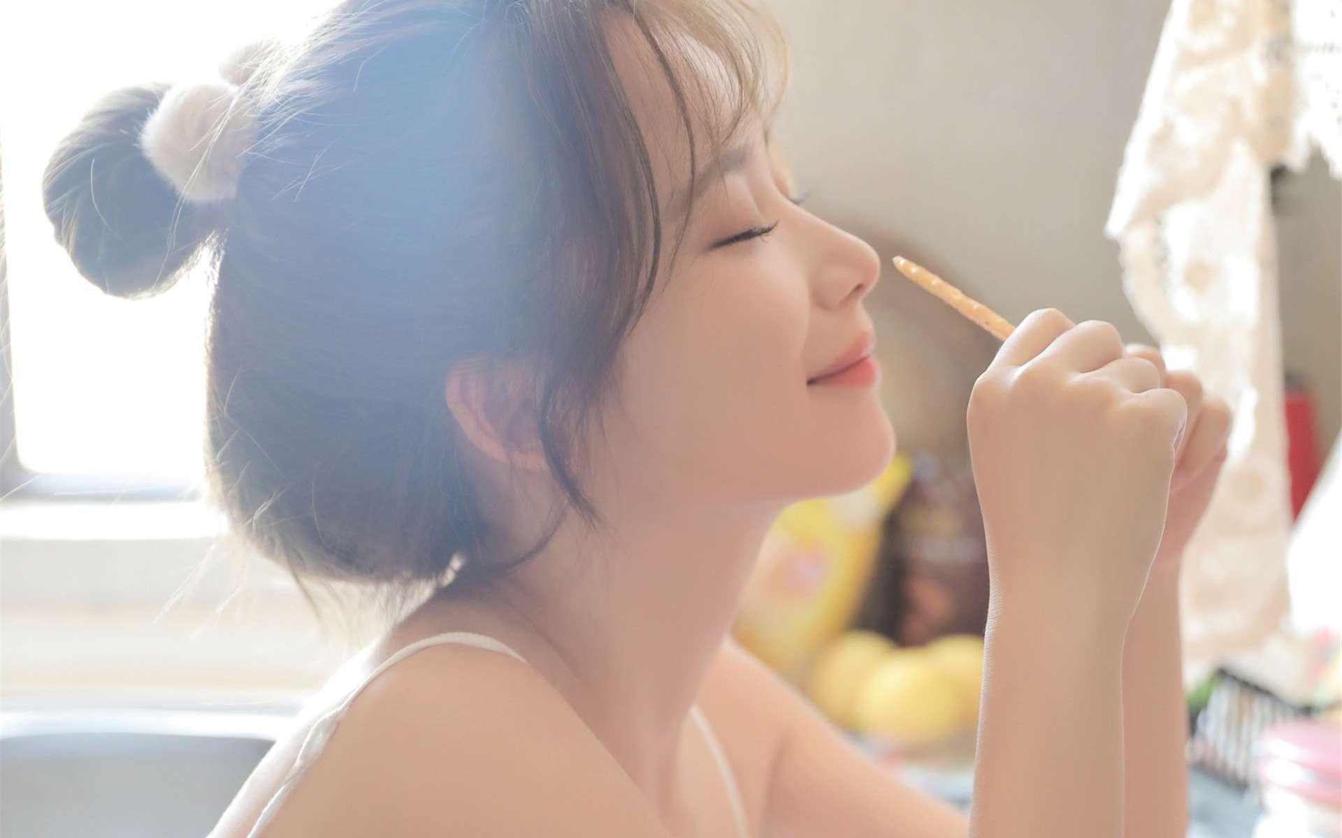 女明星和男助理不得不說的故事？