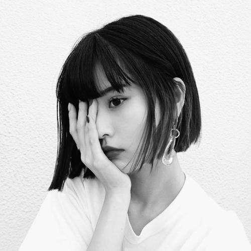 办公室激情吃奶吻胸视频