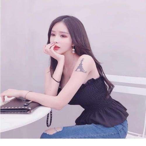 天上浮云似蒼狗