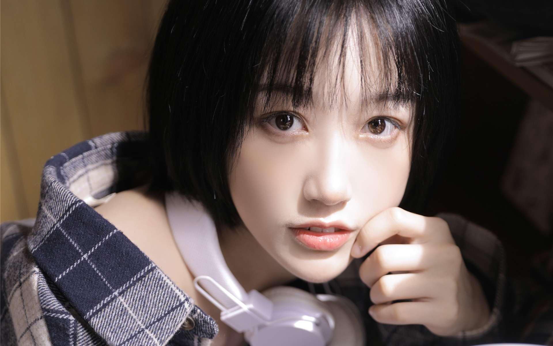 等她活下來再說吧