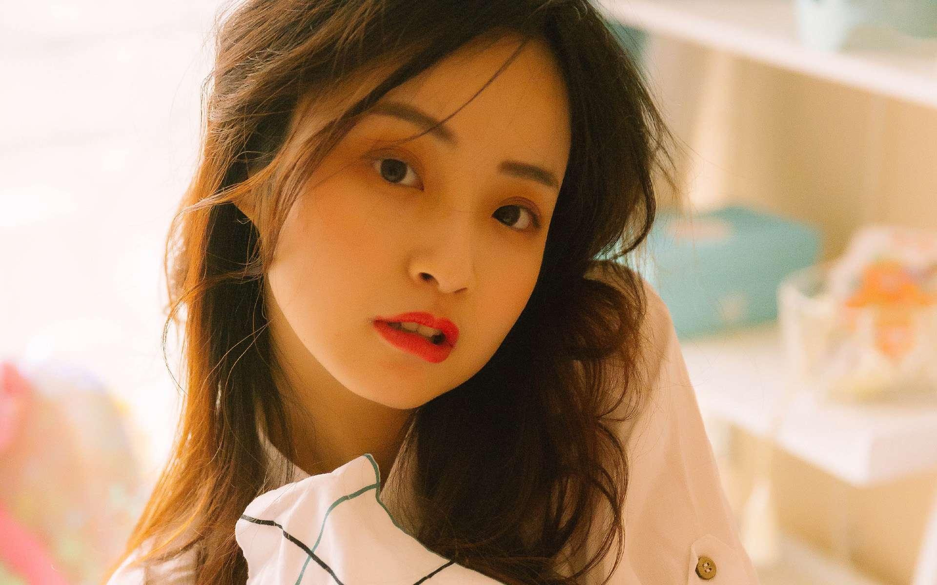 在教室伦流澡到高潮h女视频