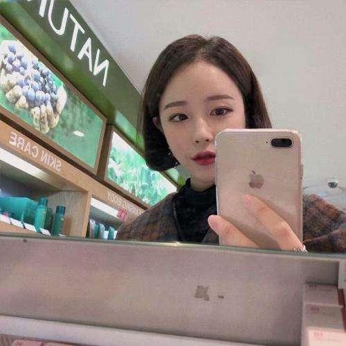 搬石頭砸自己腳