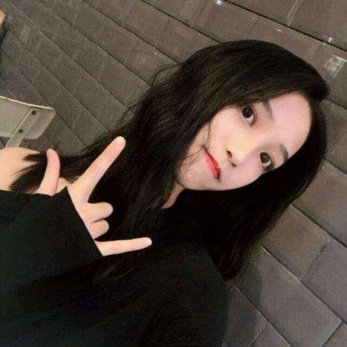 她什么都不知道