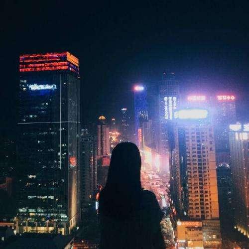 一位位仙人在前