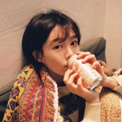 我吃女校花拉的屎小说