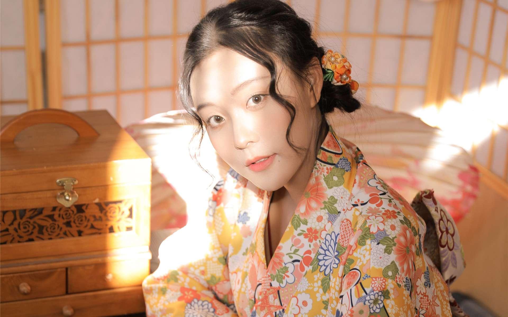 我征服了岳和芸玲玲