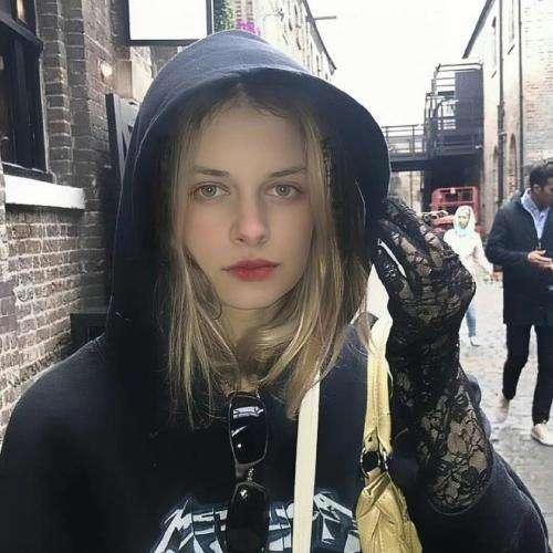 李丽珍三级特黄三级