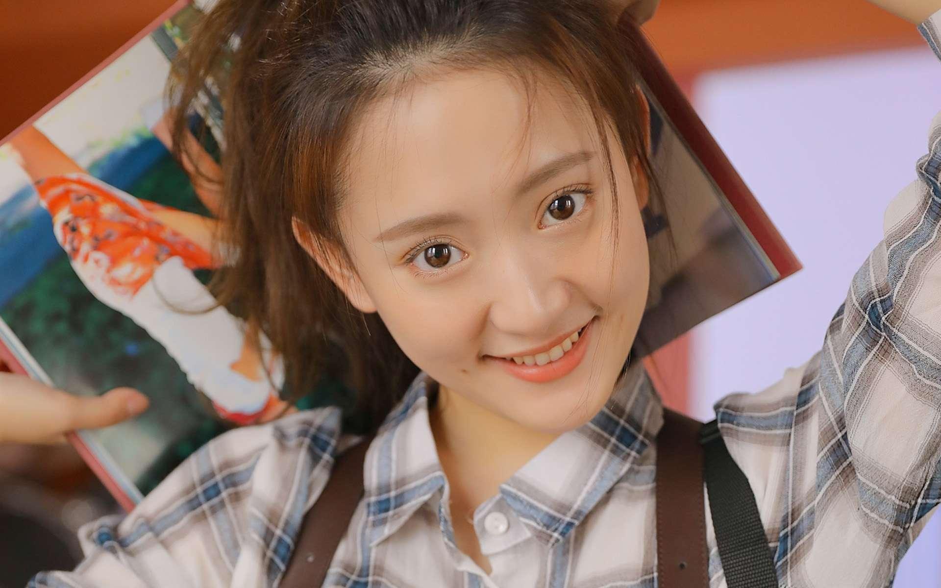 美女被强上视频