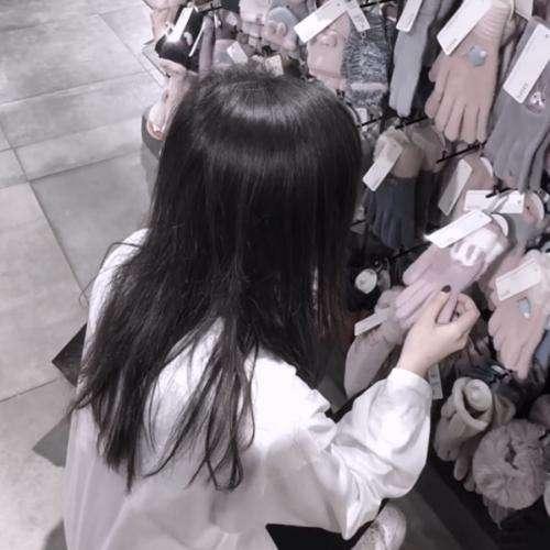 饥渴难耐的少妇