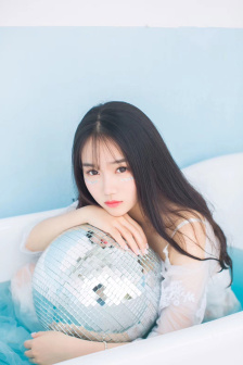 干嘛這樣看著我