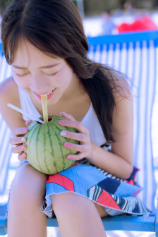 忍不住想告訴她到底有多愛她