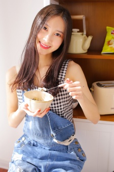 不覺(jué)得很奇怪嗎？