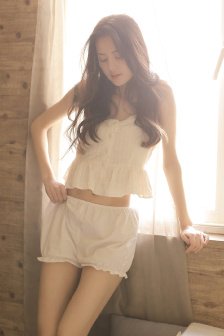 要不要我?guī)湍阕徇@混蛋